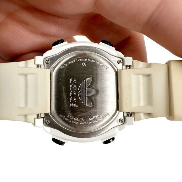 Adidas Originals ADH6006 Unisex Adults Quarts Digital White Watch 5ATM - Picture 2 of 7